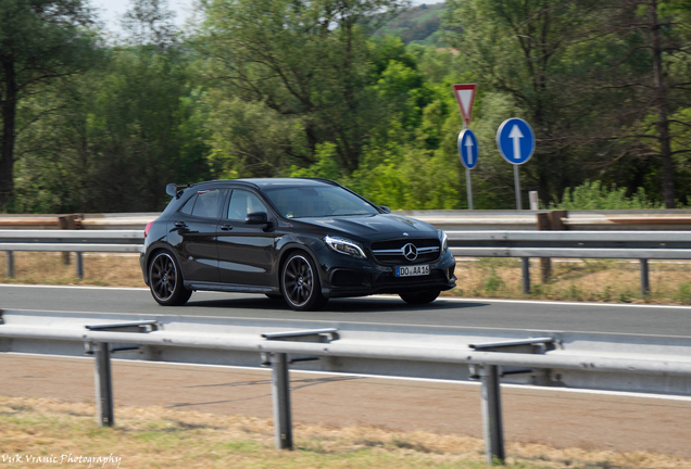 Mercedes-AMG GLA 45 X156