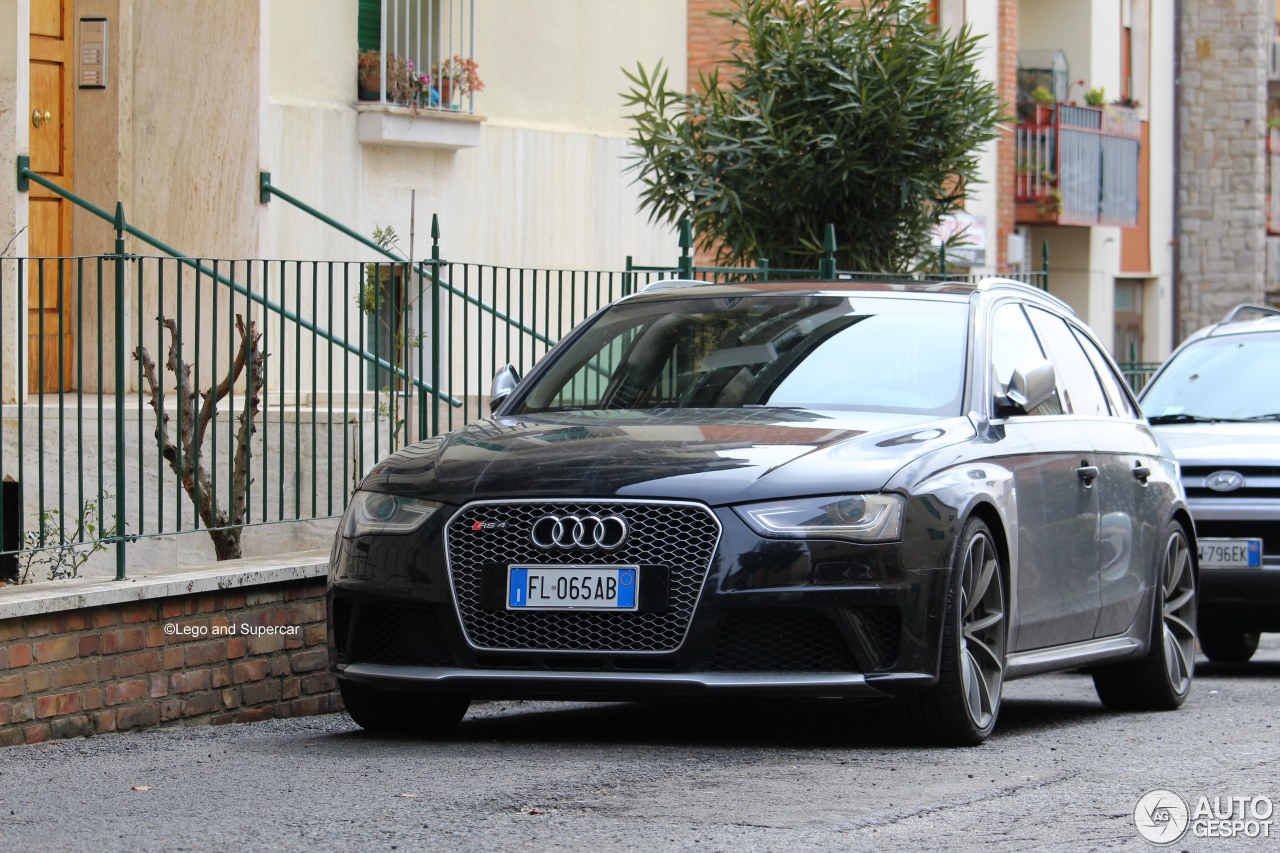 Audi RS4 Avant B8