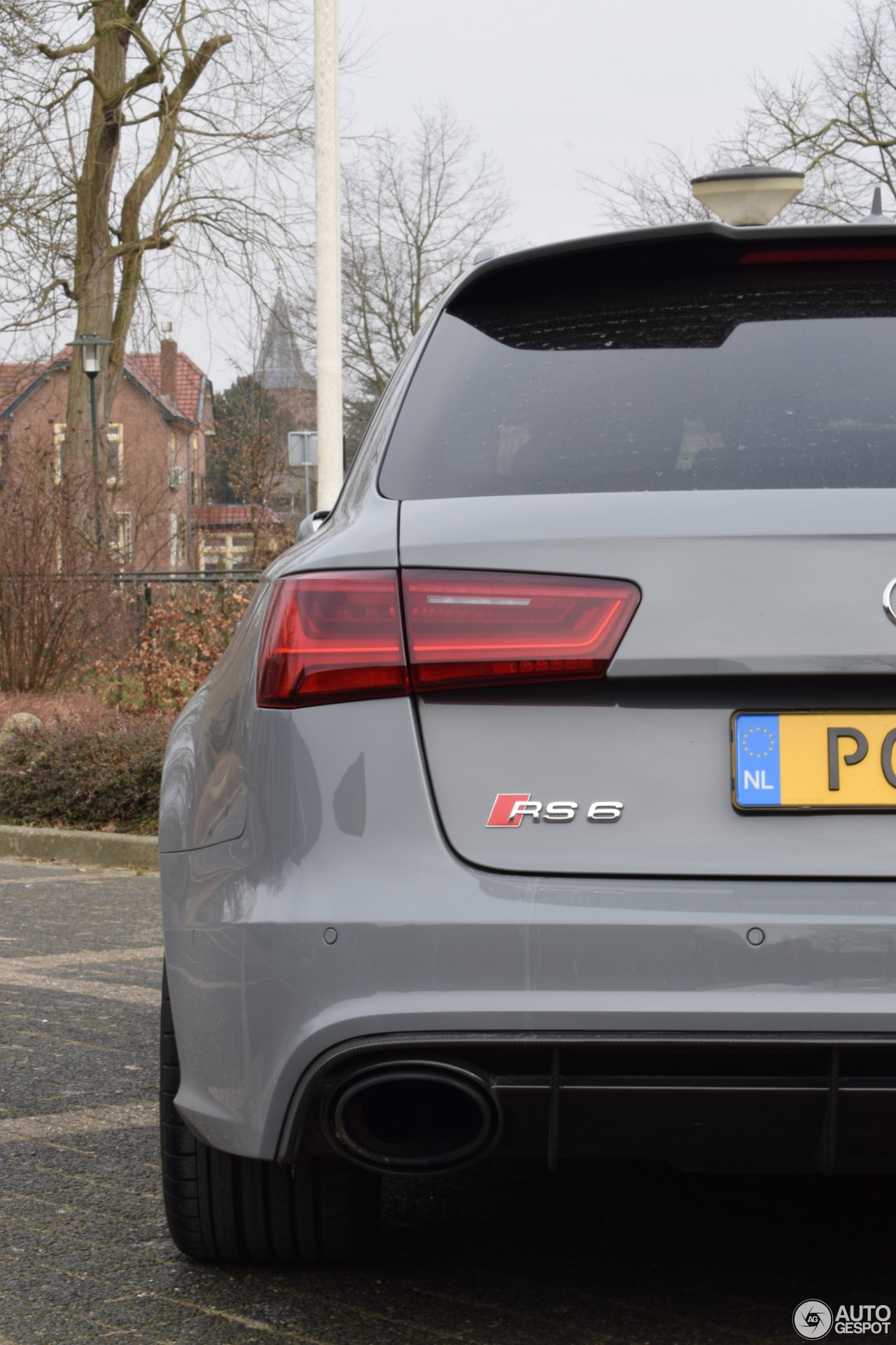 Audi RS6 Avant C7 2015