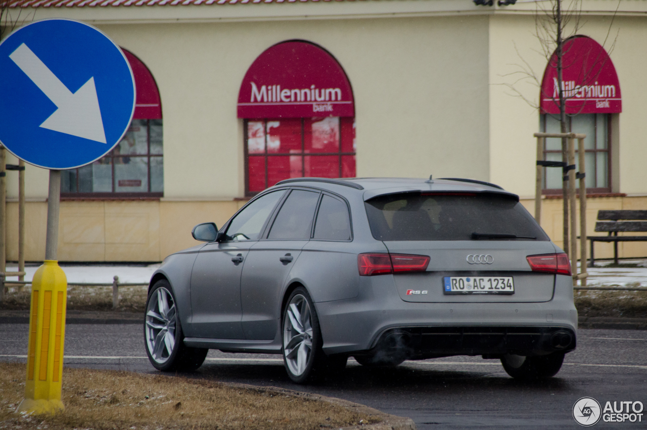 Audi RS6 Avant C7 2015