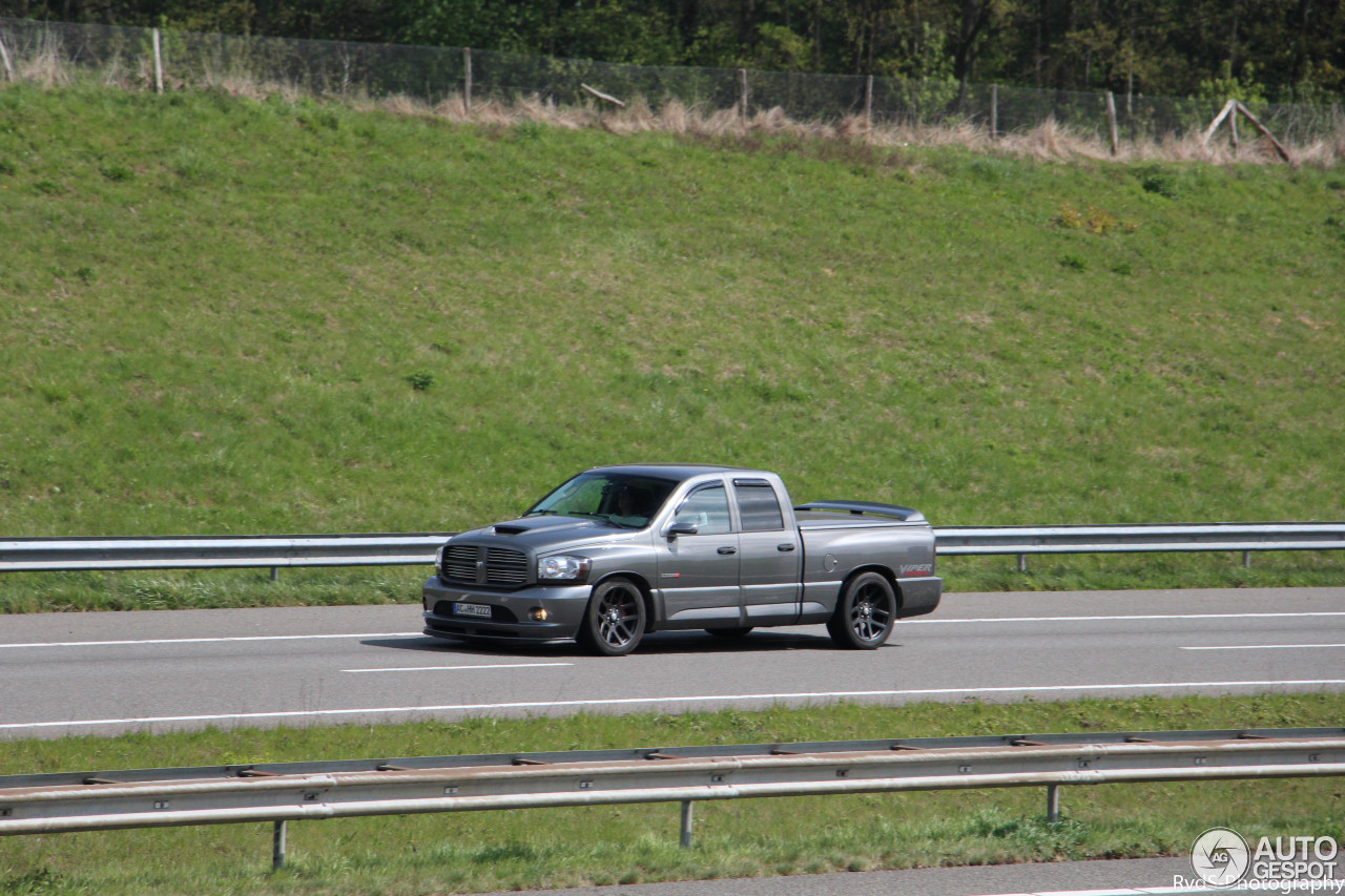 Dodge RAM SRT-10 Quad-Cab