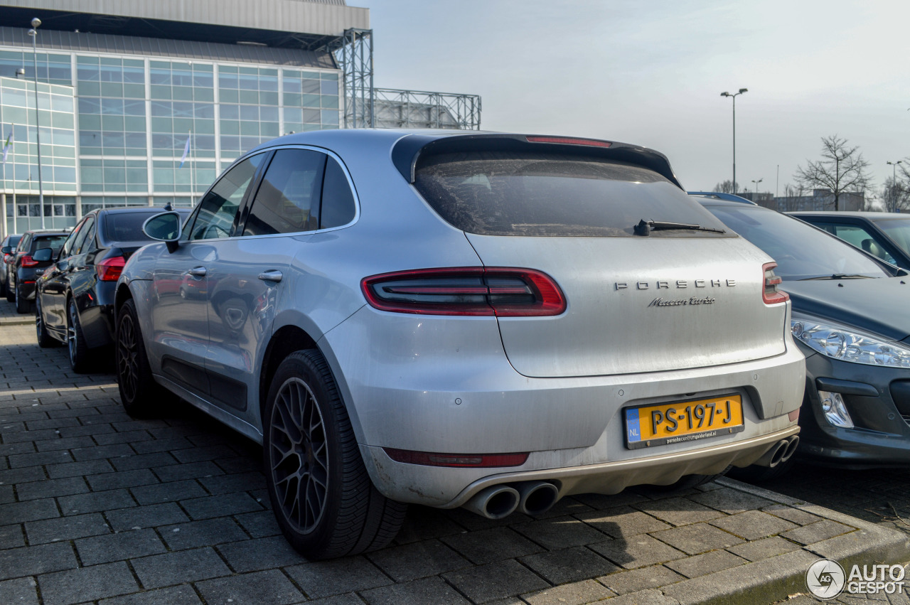 Porsche 95B Macan Turbo