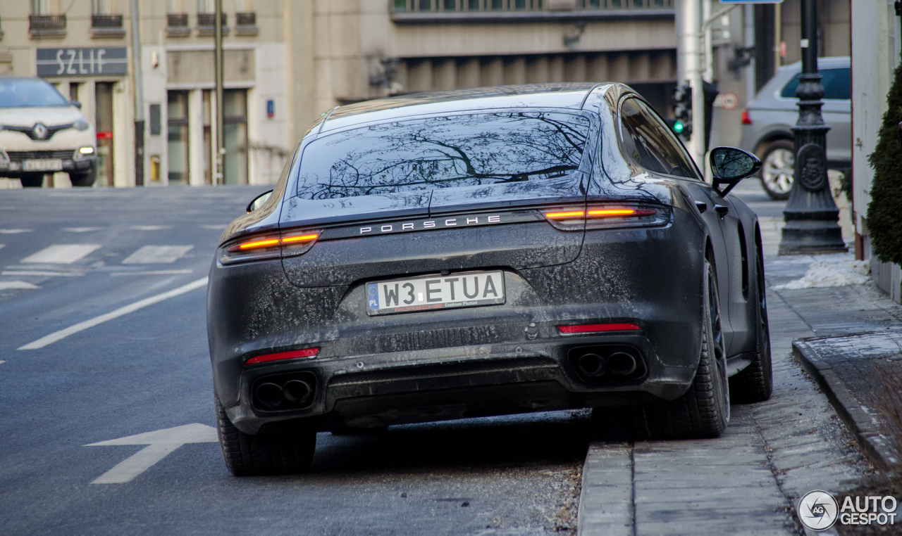 Porsche 971 Panamera Turbo