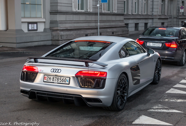 Audi R8 V10 Plus 2015