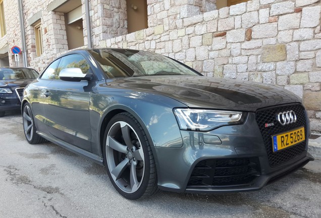 Audi RS5 B8 2012