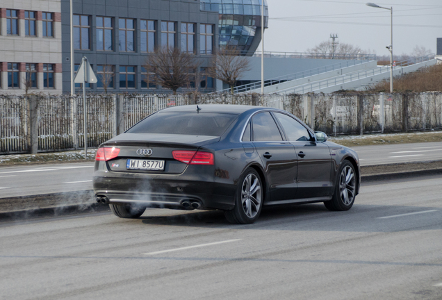 Audi S8 D4