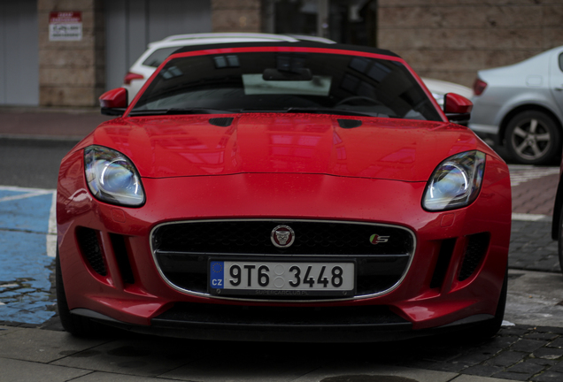 Jaguar F-TYPE S Convertible