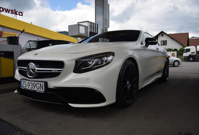 Mercedes-AMG S 63 Coupé C217