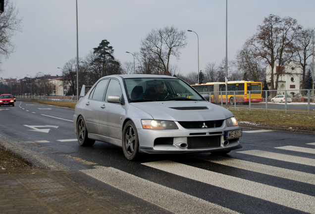 Mitsubishi Lancer Evolution IX MR