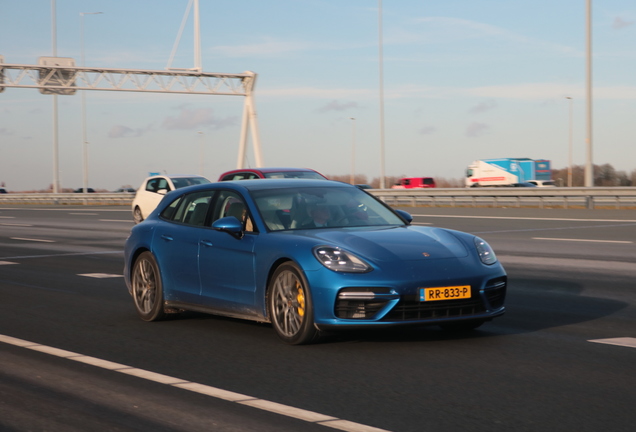 Porsche 971 Panamera Turbo S E-Hybrid Sport Turismo