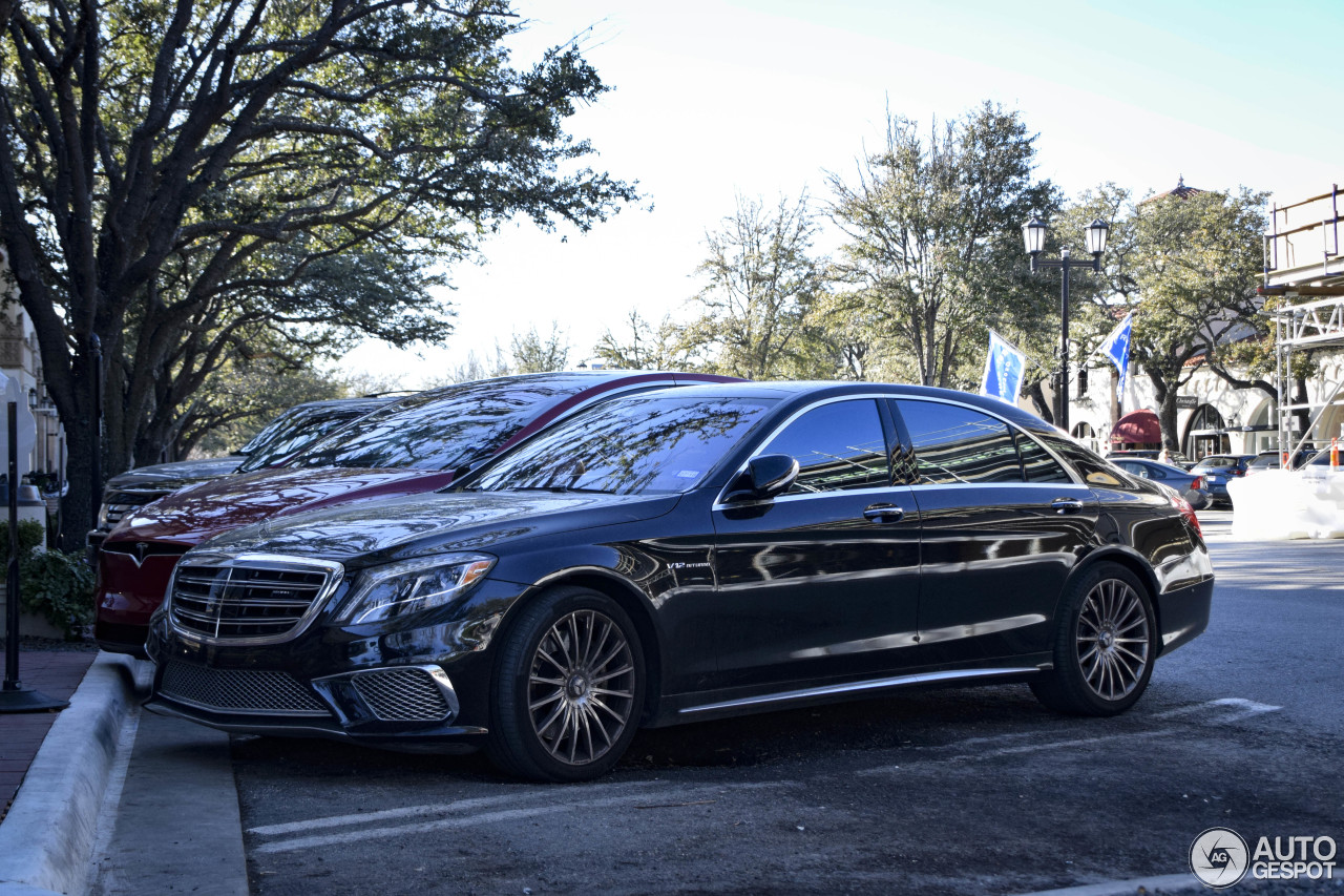 Mercedes-Benz S 65 AMG V222