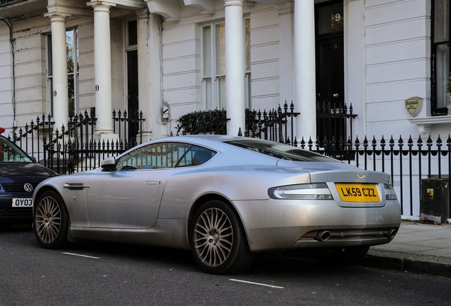 Aston Martin DB9