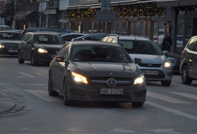 Mercedes-AMG CLA 45 Shooting Brake X117