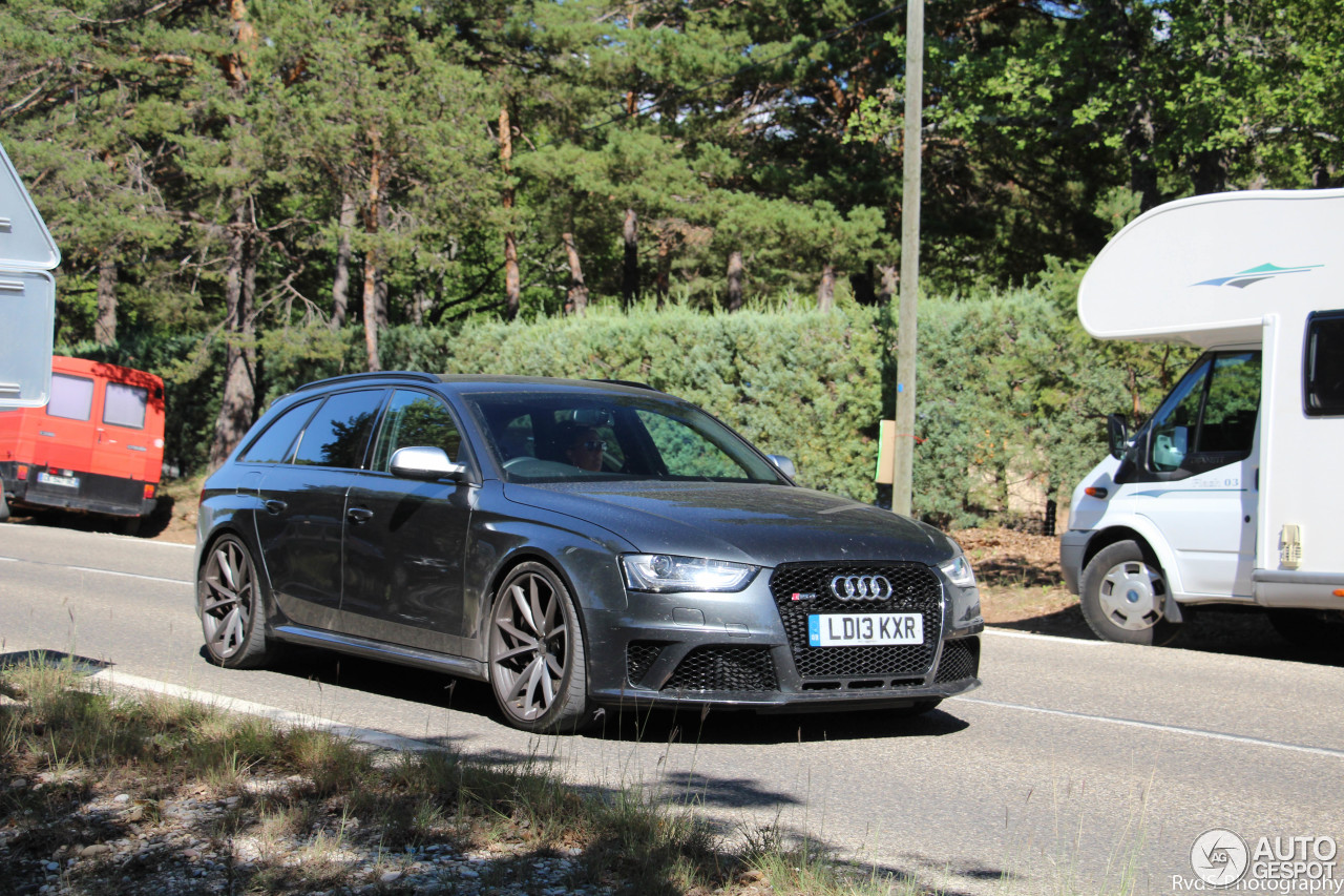 Audi RS4 Avant B8