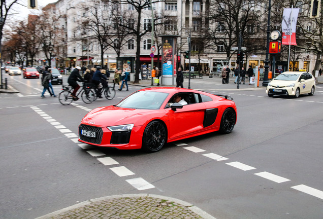 Audi R8 V10 Plus 2015