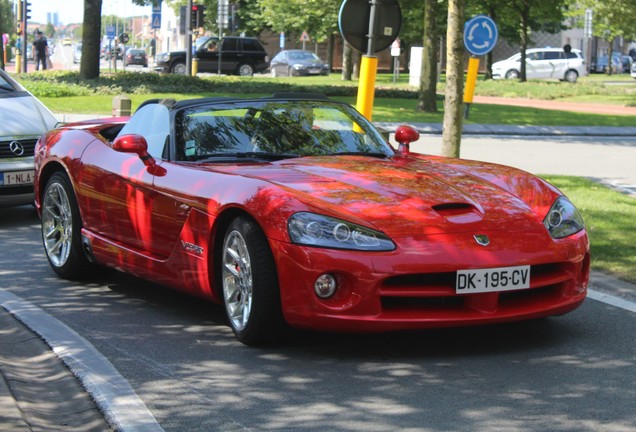 Dodge Viper SRT-10 Roadster 2003