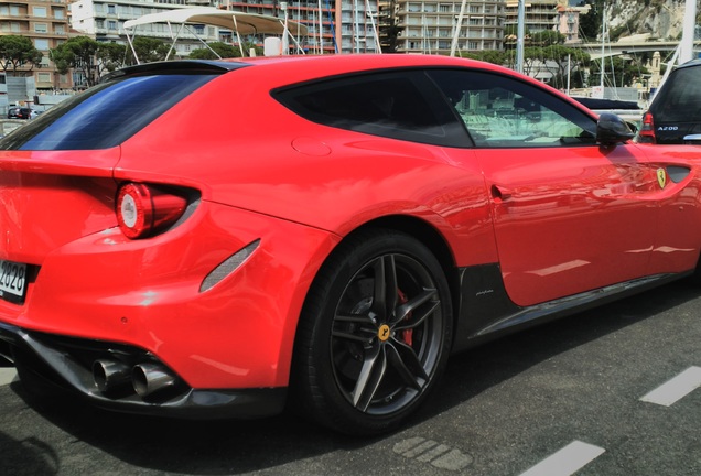 Ferrari FF