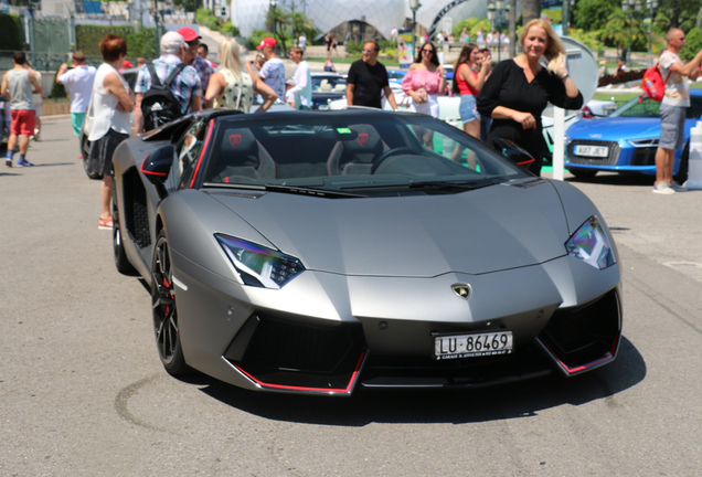 Lamborghini Aventador LP700-4 Roadster Pirelli Edition