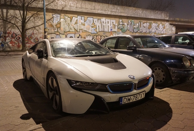 BMW i8