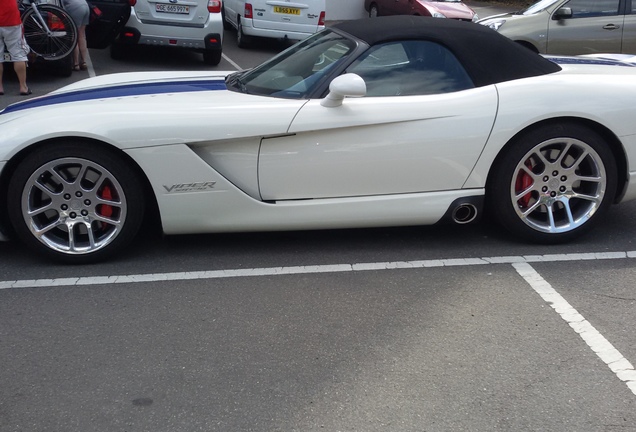 Dodge Viper SRT-10 Roadster Commemorative Edition