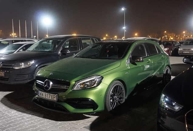 Mercedes-AMG A 45 W176 2015