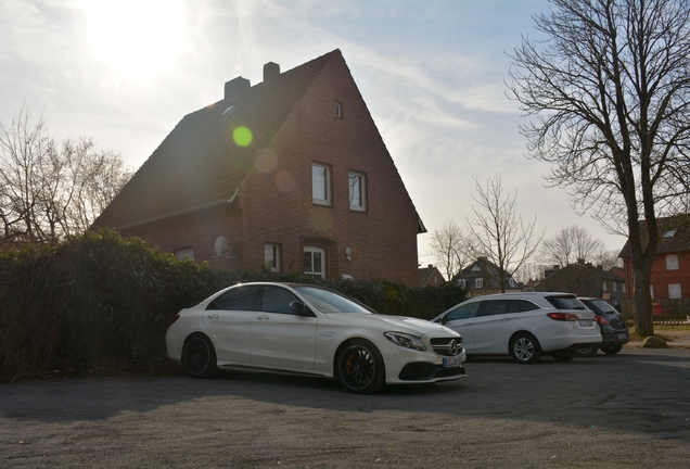 Mercedes-AMG C 63 S W205