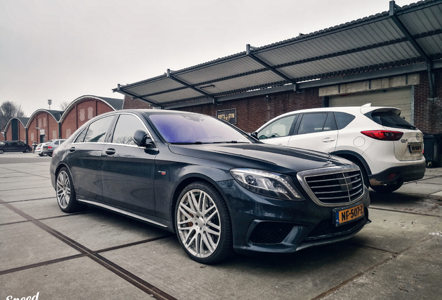 Mercedes-Benz Brabus 850 6.0 Biturbo V222