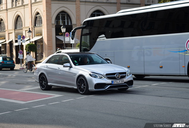 Mercedes-Benz E 63 AMG S W212