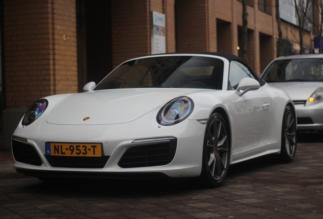 Porsche 991 Carrera 4S Cabriolet MkII