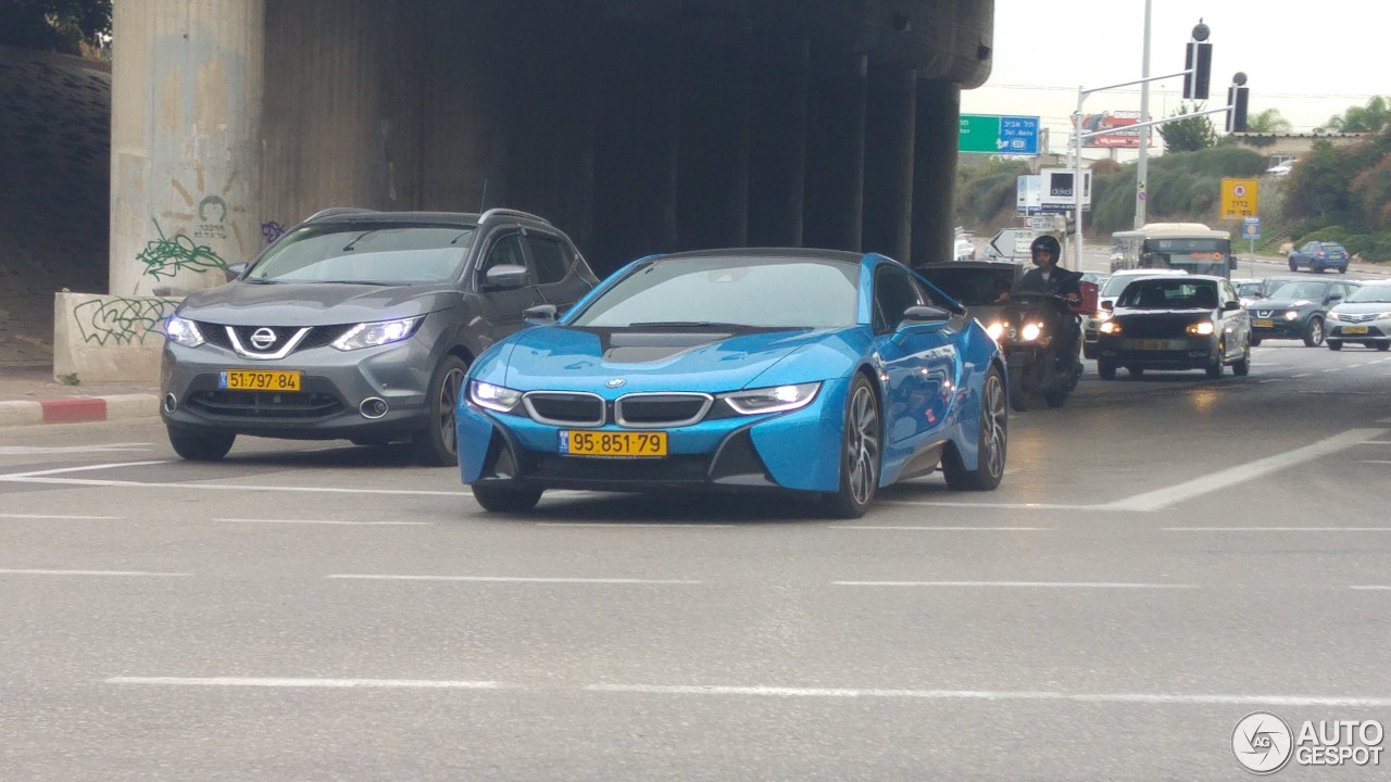 BMW i8