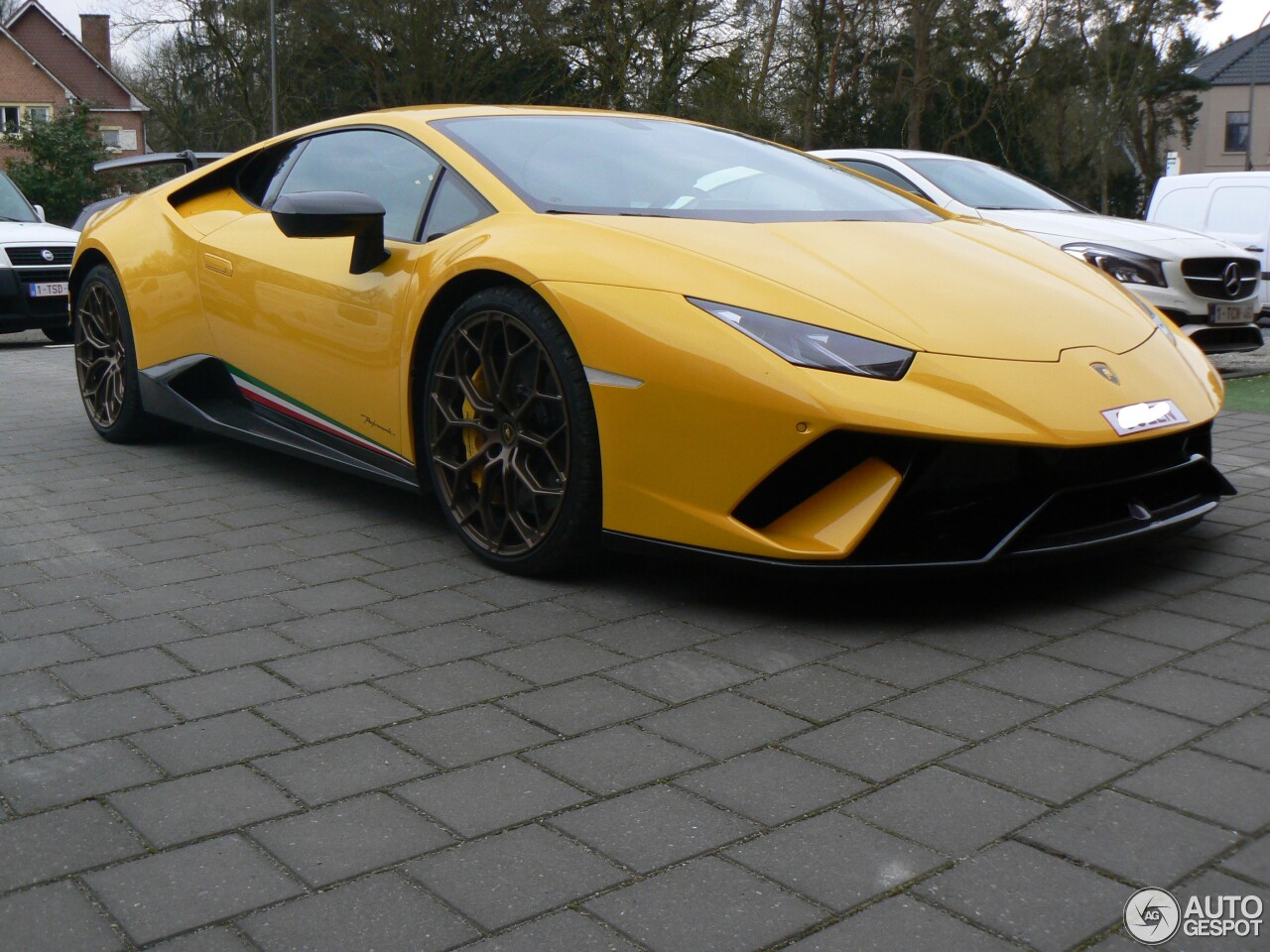 Lamborghini Huracán LP640-4 Performante