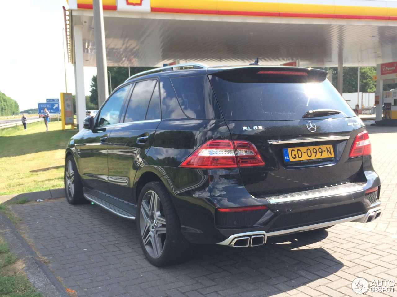 Mercedes-Benz ML 63 AMG W166