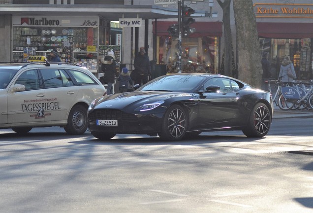 Aston Martin DB11