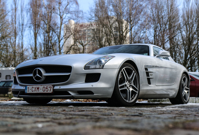 Mercedes-Benz SLS AMG