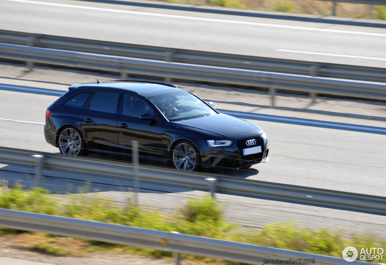 Audi RS4 Avant B8