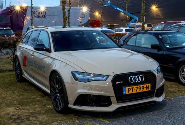 Audi RS6 Avant C7 2015