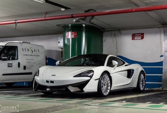 McLaren 570GT