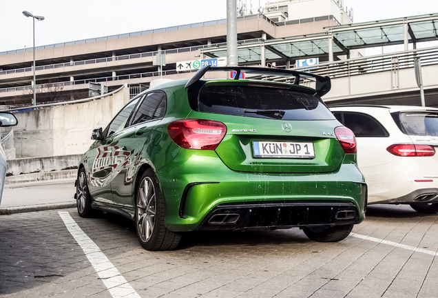 Mercedes-AMG A 45 W176 2015