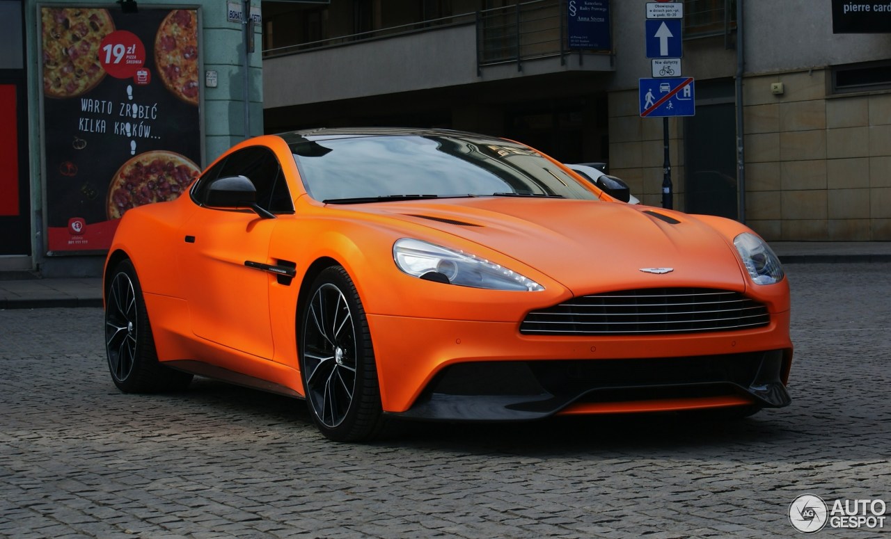 Aston Martin Vanquish 2013