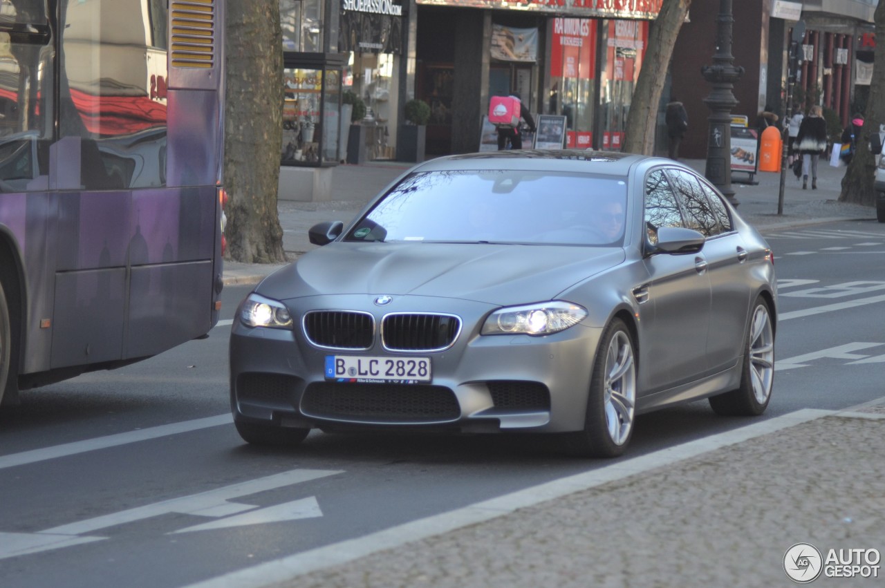 BMW M5 F10 2011