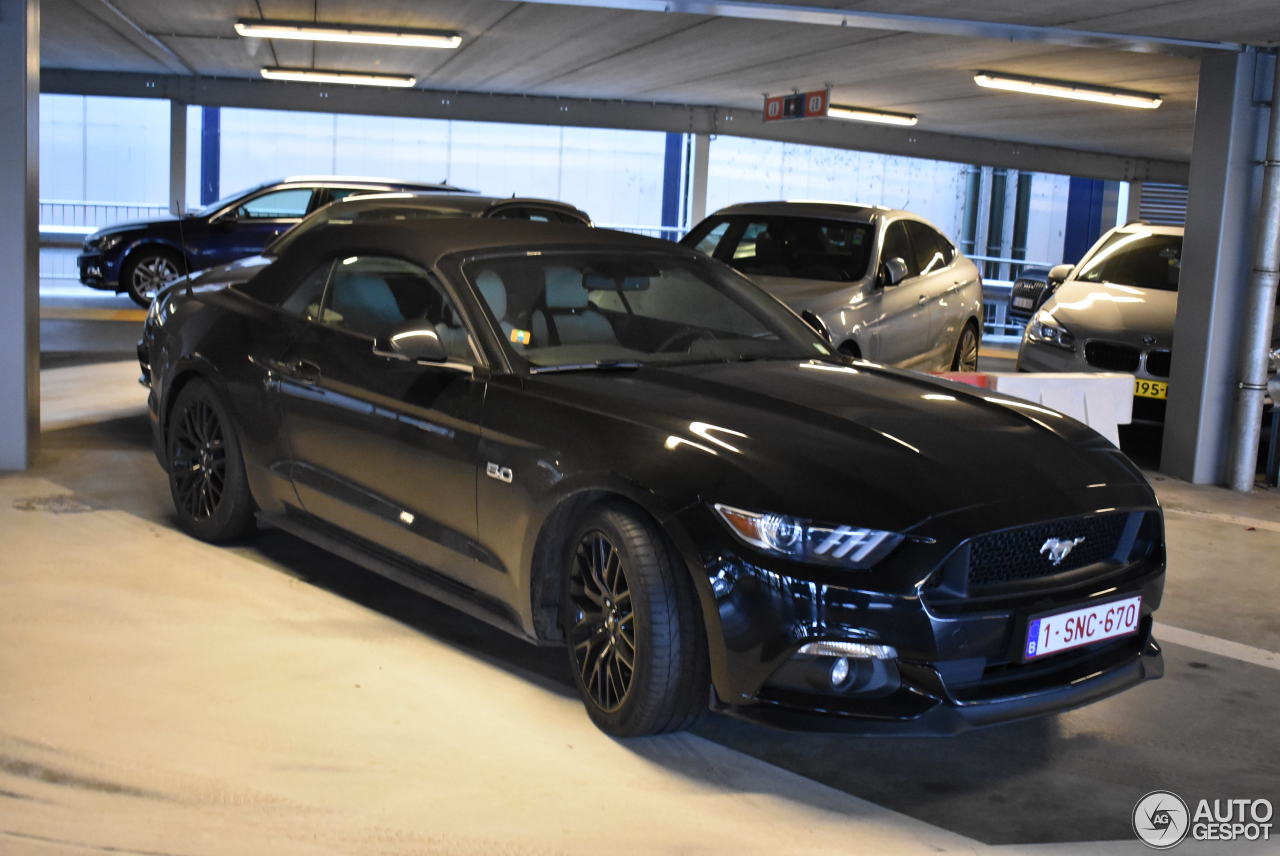 Ford Mustang GT Convertible 2015