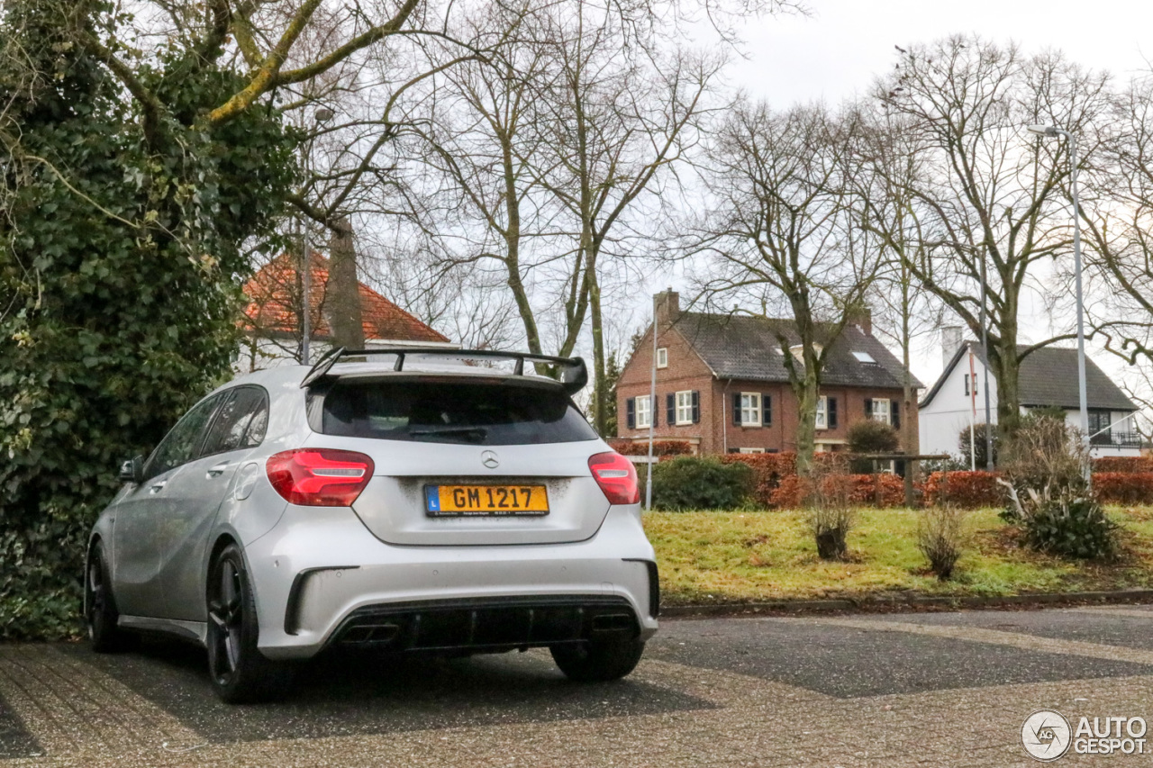 Mercedes-AMG A 45 W176 2015