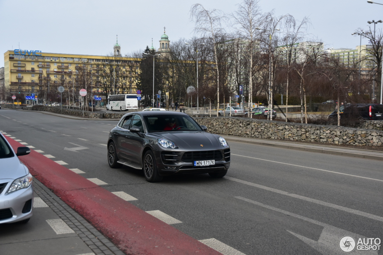 Porsche 95B Macan Turbo