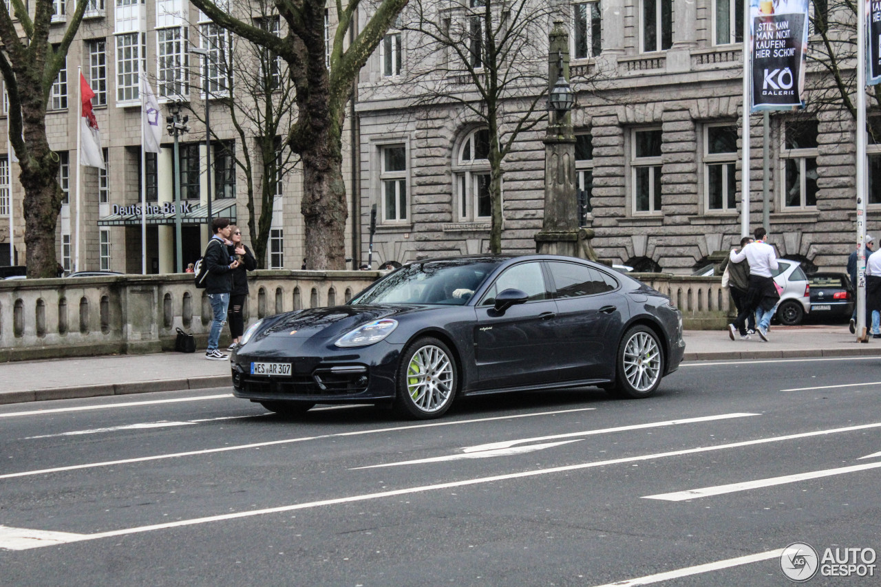 Porsche 971 Panamera Turbo S E-Hybrid