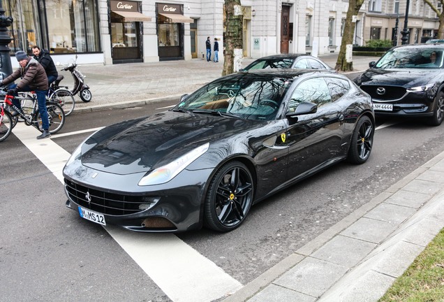 Ferrari FF