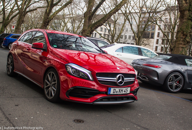 Mercedes-AMG A 45 W176 2015