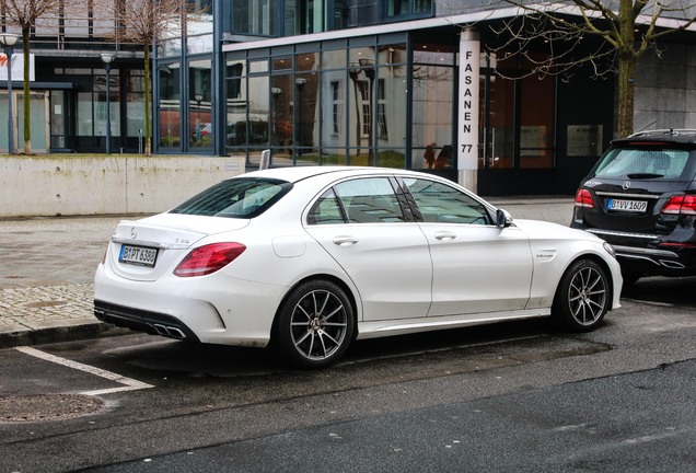 Mercedes-AMG C 63 W205