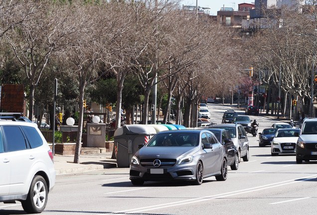 Mercedes-Benz A 45 AMG