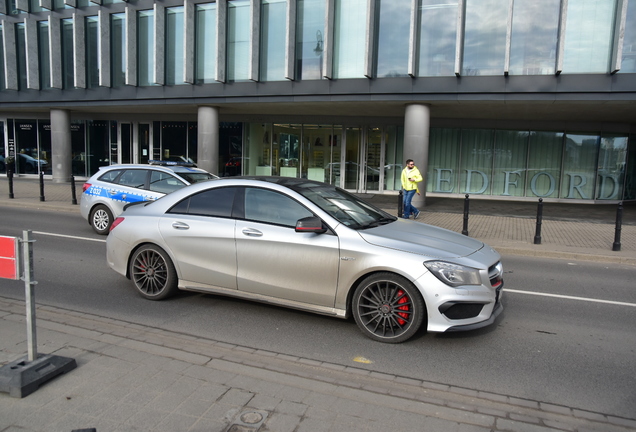 Mercedes-Benz CLA 45 AMG Edition 1 C117