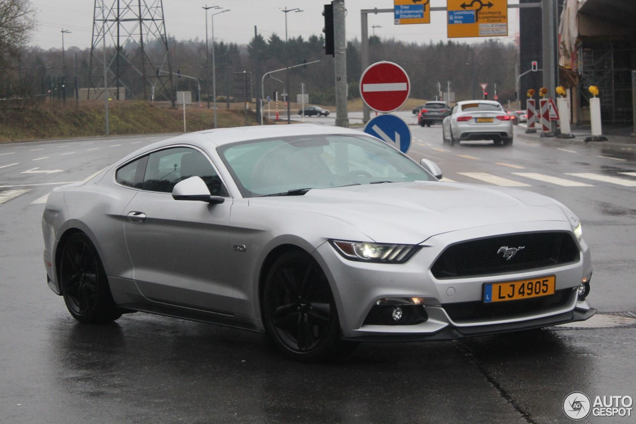 Ford Mustang GT 2015